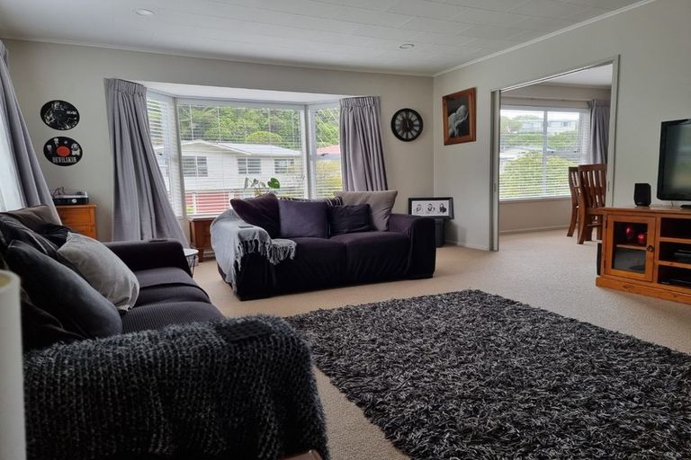 Photo of property in 11 Cortina Avenue, Johnsonville, Wellington, 6037