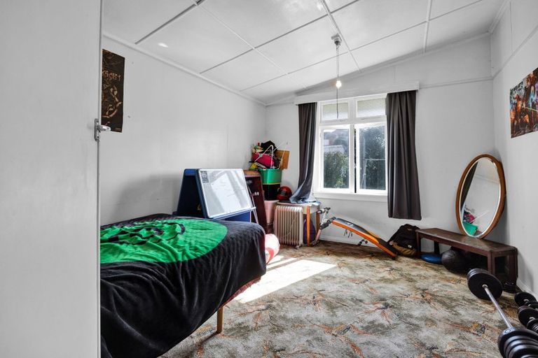 Photo of property in 6 Lincoln Street, Patea, 4520