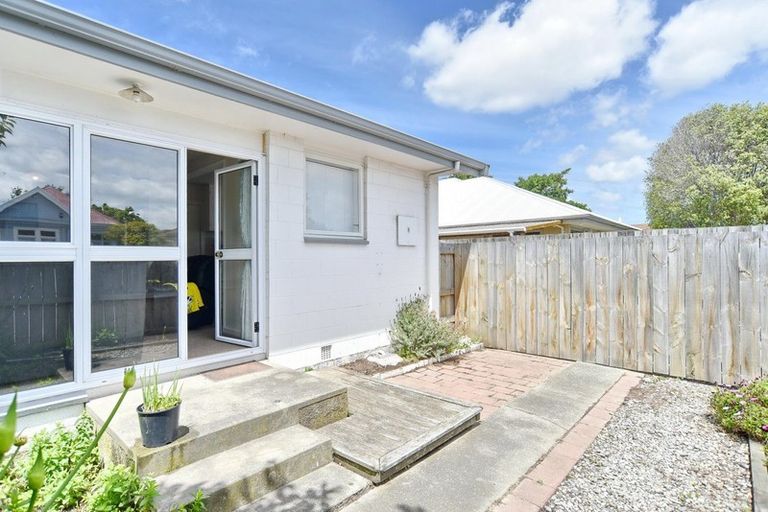 Photo of property in 1/80 Osborne Street, Waltham, Christchurch, 8011