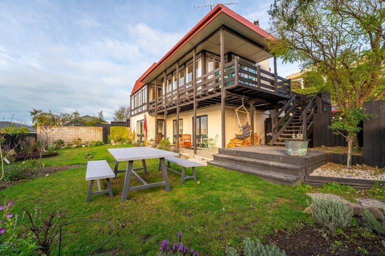 Photo of property in 82 Douglas Street, Highfield, Timaru, 7910