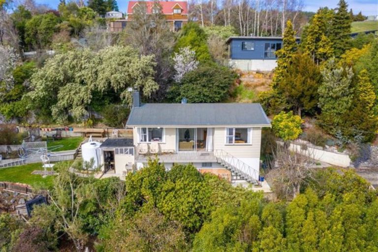 Photo of property in 25 Nore Street, Waihola, Milton, 9073