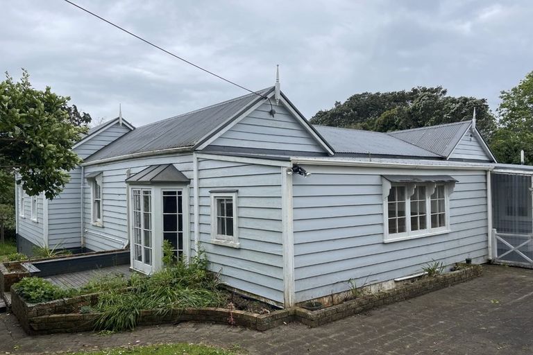 Photo of property in 41 Tuakau Road, Pukekohe, 2120