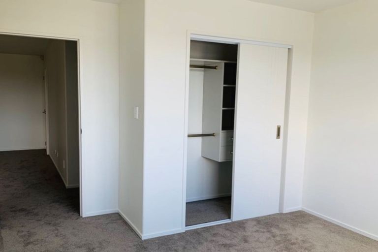 Photo of property in 38 Ascension Crescent, Orewa, 0931