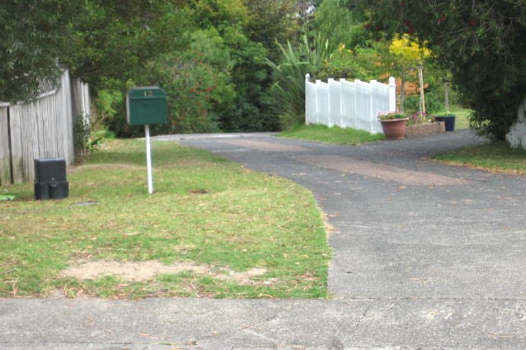 Photo of property in 12 Reynolds Place, Torbay, Auckland, 0630