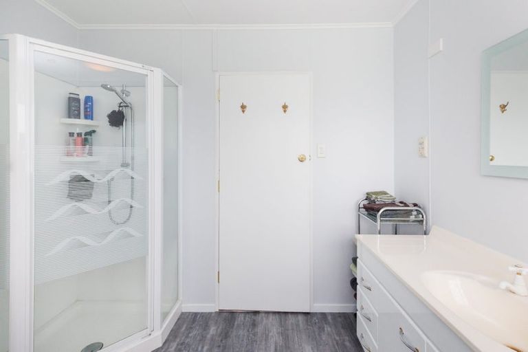 Photo of property in 125 Tutaki Road, Kelvin Grove, Palmerston North, 4470