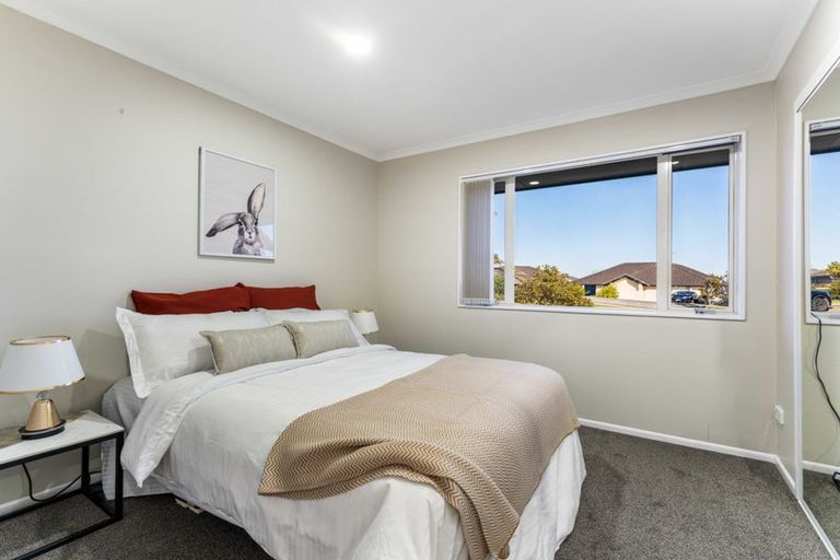 Photo of property in 24 Goh Place, Manurewa, Auckland, 2105
