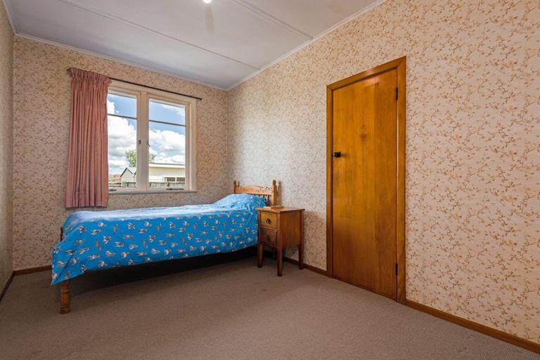 Photo of property in 646 Featherston Street, Roslyn, Palmerston North, 4414