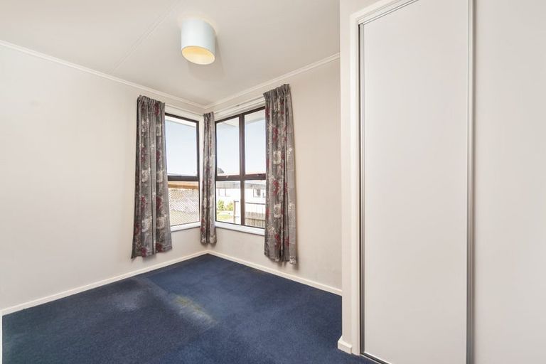 Photo of property in 5 Johnston Road, Mount Wellington, Auckland, 1060