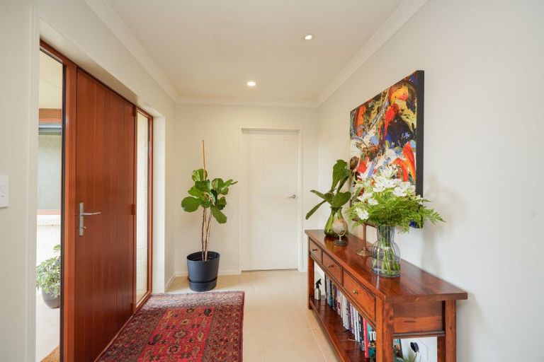 Photo of property in 14 Oreti Road, Otatara, Invercargill, 9879