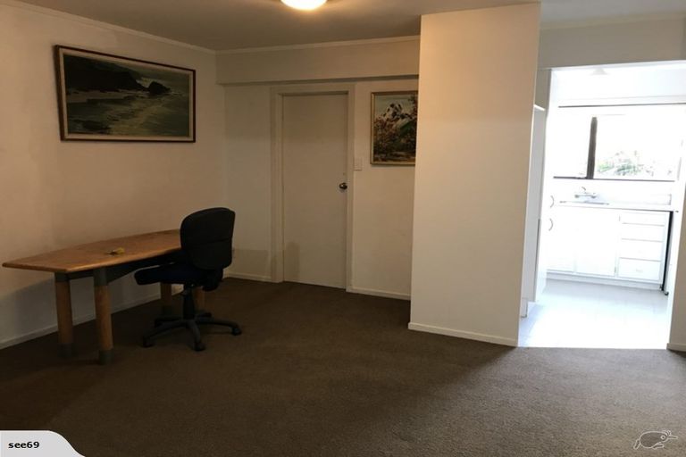 Photo of property in 19 Wilding Avenue, Northcote Point, Auckland, 0627