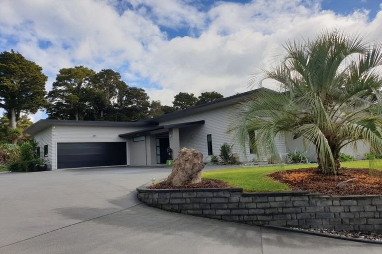 Photo of property in 10 Northcroft Drive, Ngararatunua, Whangarei, 0176