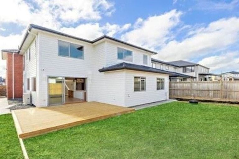 Photo of property in 24 Urney Drive, Flat Bush, Auckland, 2019