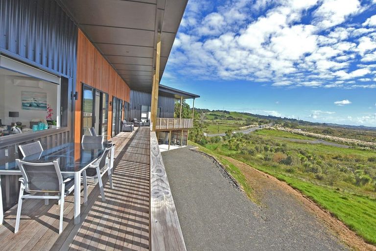 Photo of property in 607 Kaipara Coast Highway, Kaukapakapa, 0871