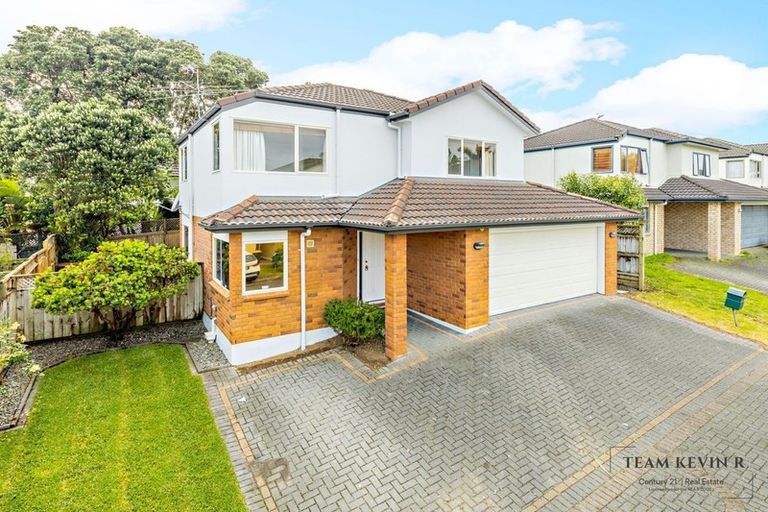 Photo of property in 47b Redoubt Road, Goodwood Heights, Auckland, 2105