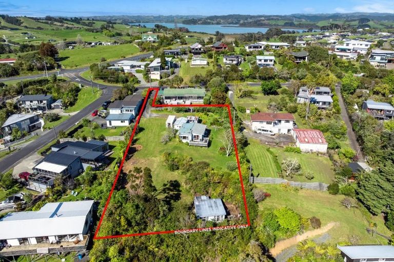 Photo of property in 39b Rangimaarie Crescent, Snells Beach, 0920