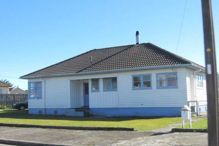 Photo of property in 5 Lynch Street, Cobden, Greymouth, 7802