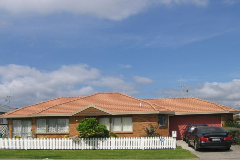 Photo of property in 19 Matapihi Road, Mount Maunganui, 3116