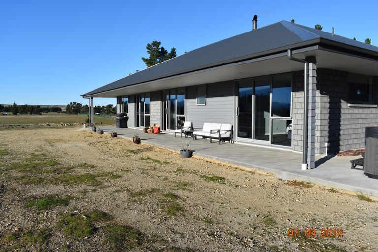 Photo of property in 390a Letts Gully Road, Letts Gully, Alexandra, 9393