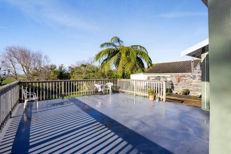 Photo of property in 20 Douglas Street, Hawera, 4610