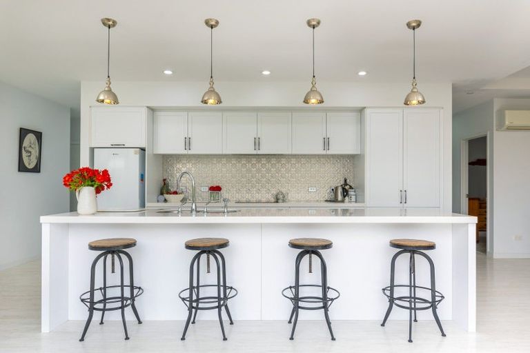 Photo of property in 16 River Terrace, Renwick, 7204