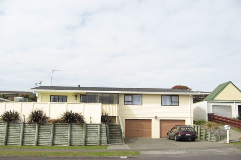 Photo of property in 49 Glamis Avenue, Bell Block, New Plymouth, 4312