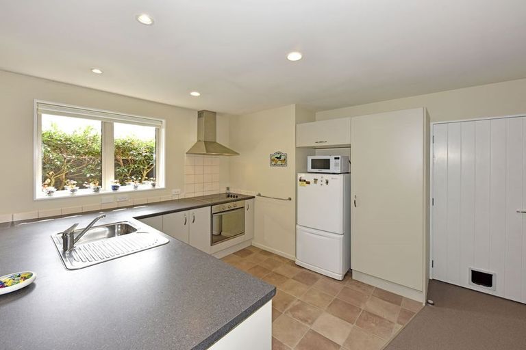 Photo of property in 4/16 Hare Street, Ilam, Christchurch, 8041