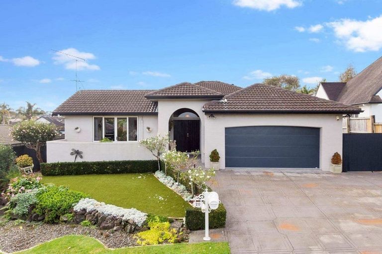 Photo of property in 20 Byblos Place, The Gardens, Auckland, 2105