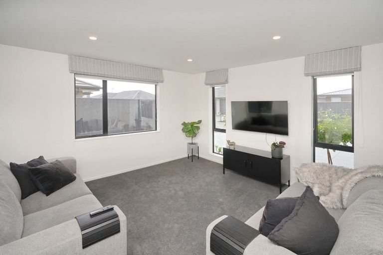 Photo of property in 46 William Deans Drive, Prebbleton, 7604