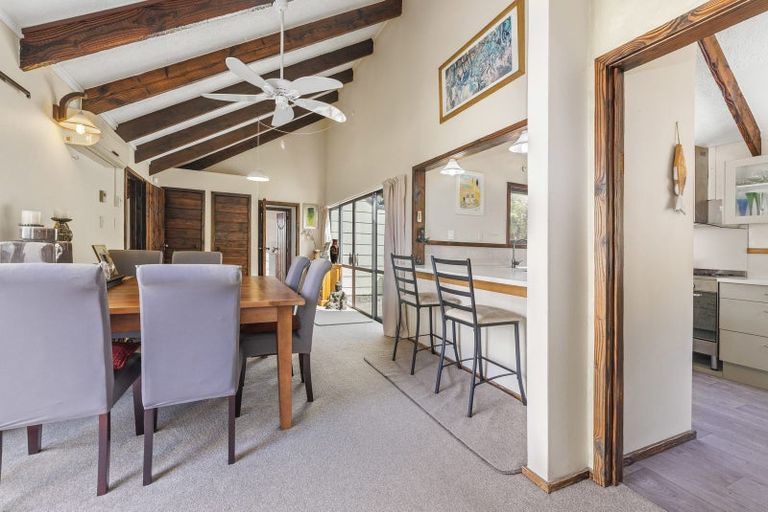 Photo of property in 72 Mountain Road, Western Heights, Rotorua, 3015