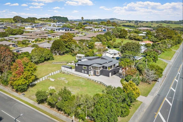 Photo of property in 95 Woodcocks Road, Warkworth, 0910