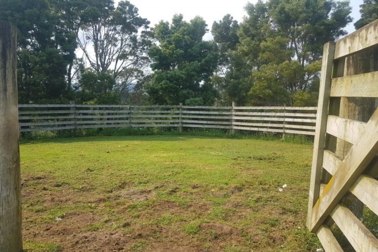 Photo of property in 393 Brooks Road, Waipu, 0582