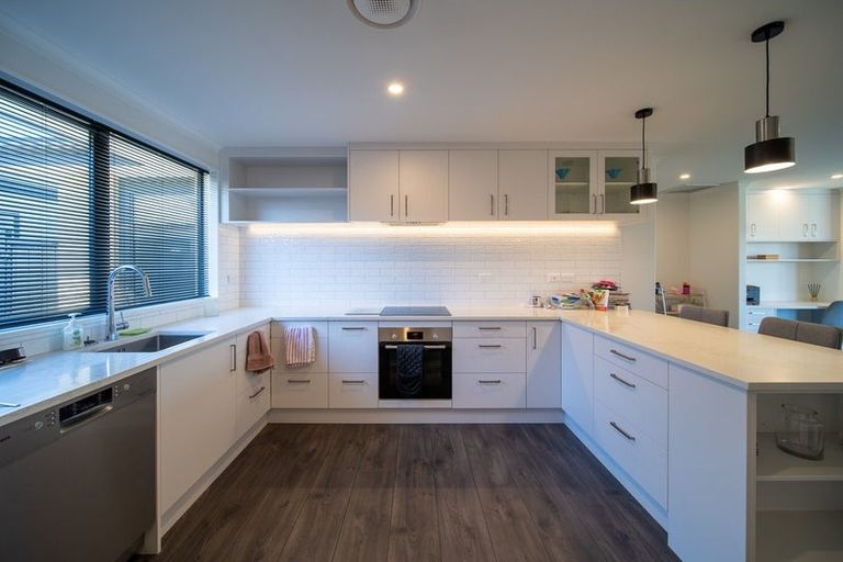 Photo of property in 14 Manakura Street, Avonhead, Christchurch, 8042