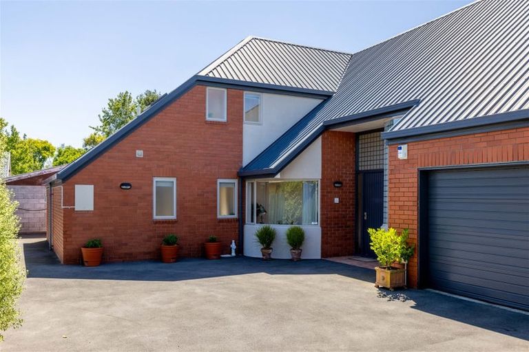 Photo of property in 20a Camrose Place, Ilam, Christchurch, 8041