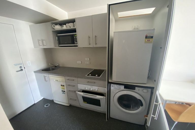 Photo of property in The Peak Apartments, 1001/170 Taranaki Street, Te Aro, Wellington, 6011
