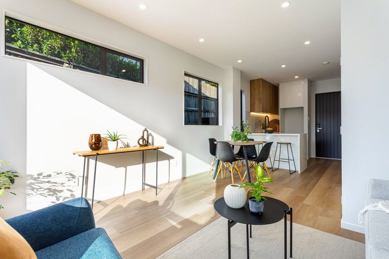 Photo of property in 6/12 Fraser Road, Narrow Neck, Auckland, 0624