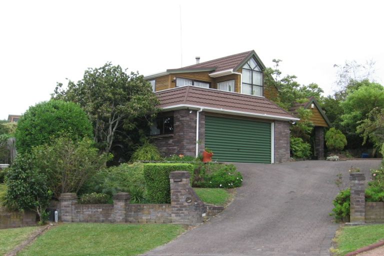 Photo of property in 8 Soling Place, West Harbour, Auckland, 0618