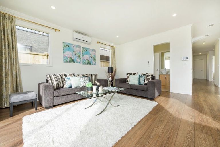 Photo of property in 48 Bounty Road, Long Bay, Auckland, 0630