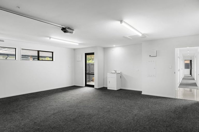 Photo of property in 28 Pistacia Place, Hornby, Christchurch, 8025