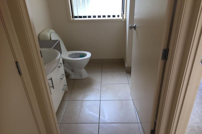 Photo of property in 73 Nautilus Drive, Gulf Harbour, Whangaparaoa, 0930