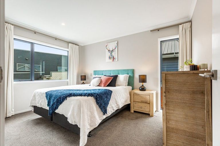 Photo of property in 42 Bomb Point Drive, Hobsonville, Auckland, 0616