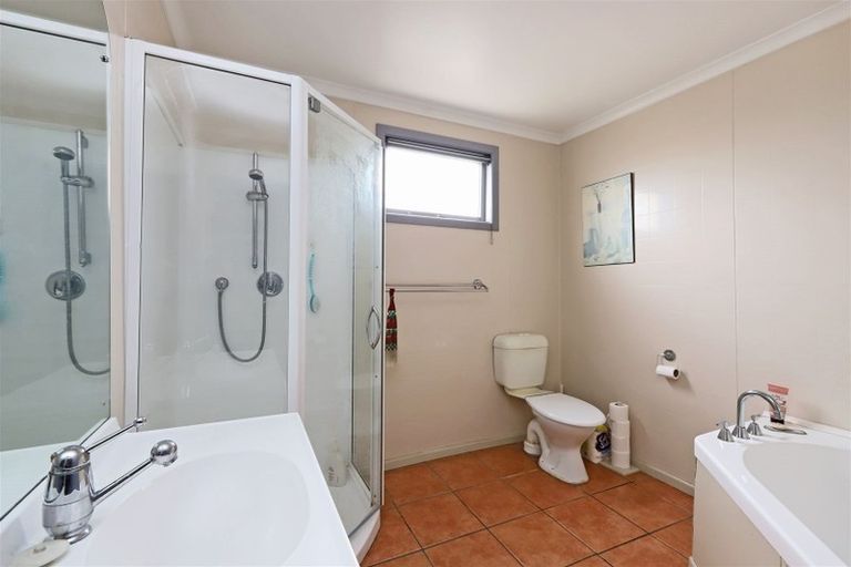 Photo of property in Ezi Clean Venetions, 604 Miller Street, Hastings, 4122