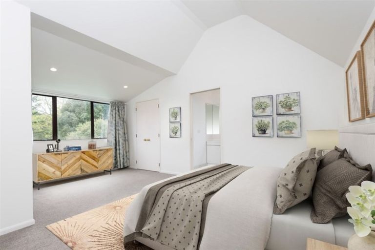 Photo of property in 76a Alexander Street, Cockle Bay, Auckland, 2014