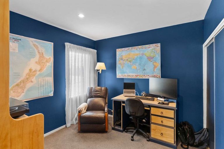 Photo of property in 62 Aroha Street, Pegasus, 7612