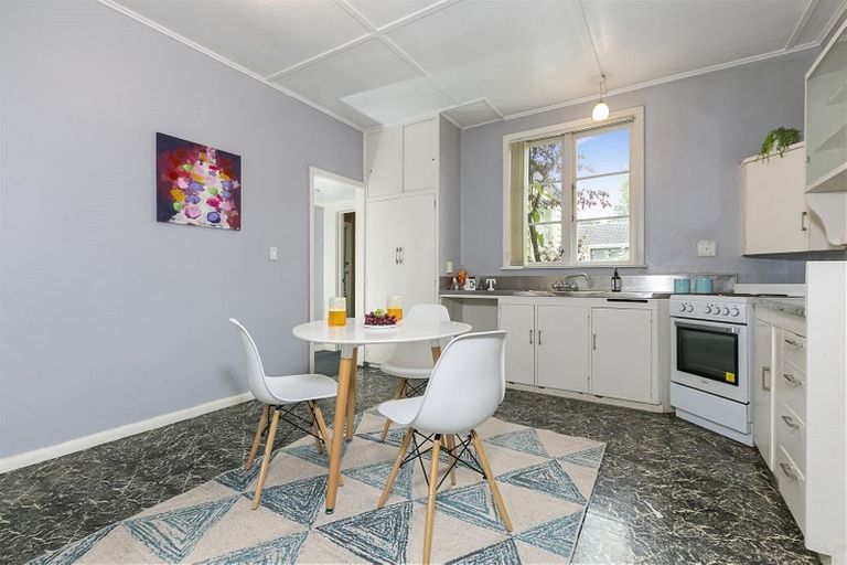 Photo of property in 1/11 Royton Avenue, Mangere East, Auckland, 2024