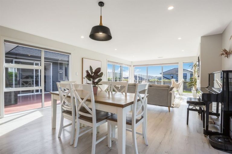 Photo of property in 14 Ken Douglas Drive, Aotea, Porirua, 5024