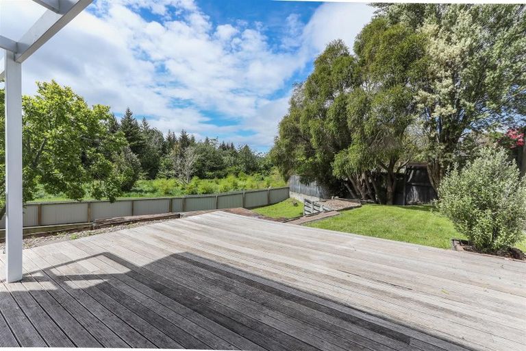 Photo of property in 16 Deborah Place, Mangakakahi, Rotorua, 3015