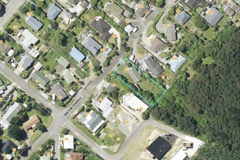 Photo of property in 87 Milton Terrace, Picton, 7220