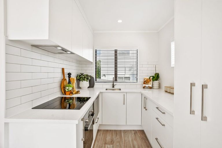 Photo of property in 2a Gazelle Avenue, Beach Haven, Auckland, 0626