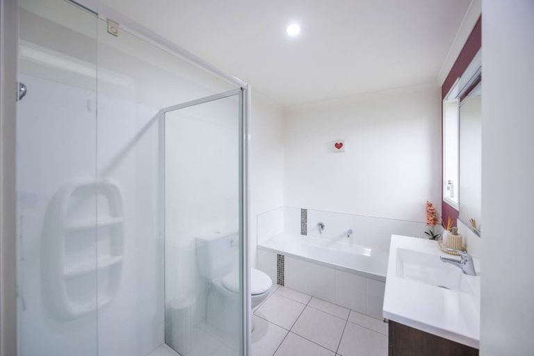 Photo of property in 20 Edgeview Crescent, Fitzroy, Hamilton, 3206