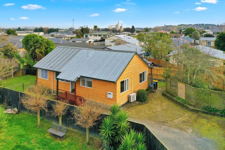Photo of property in 305 Cameron Avenue, Te Awamutu, 3800